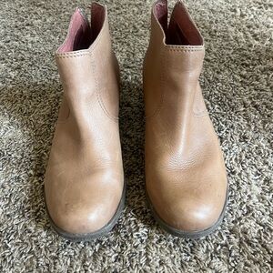 Dansko Becki waterproof size 39